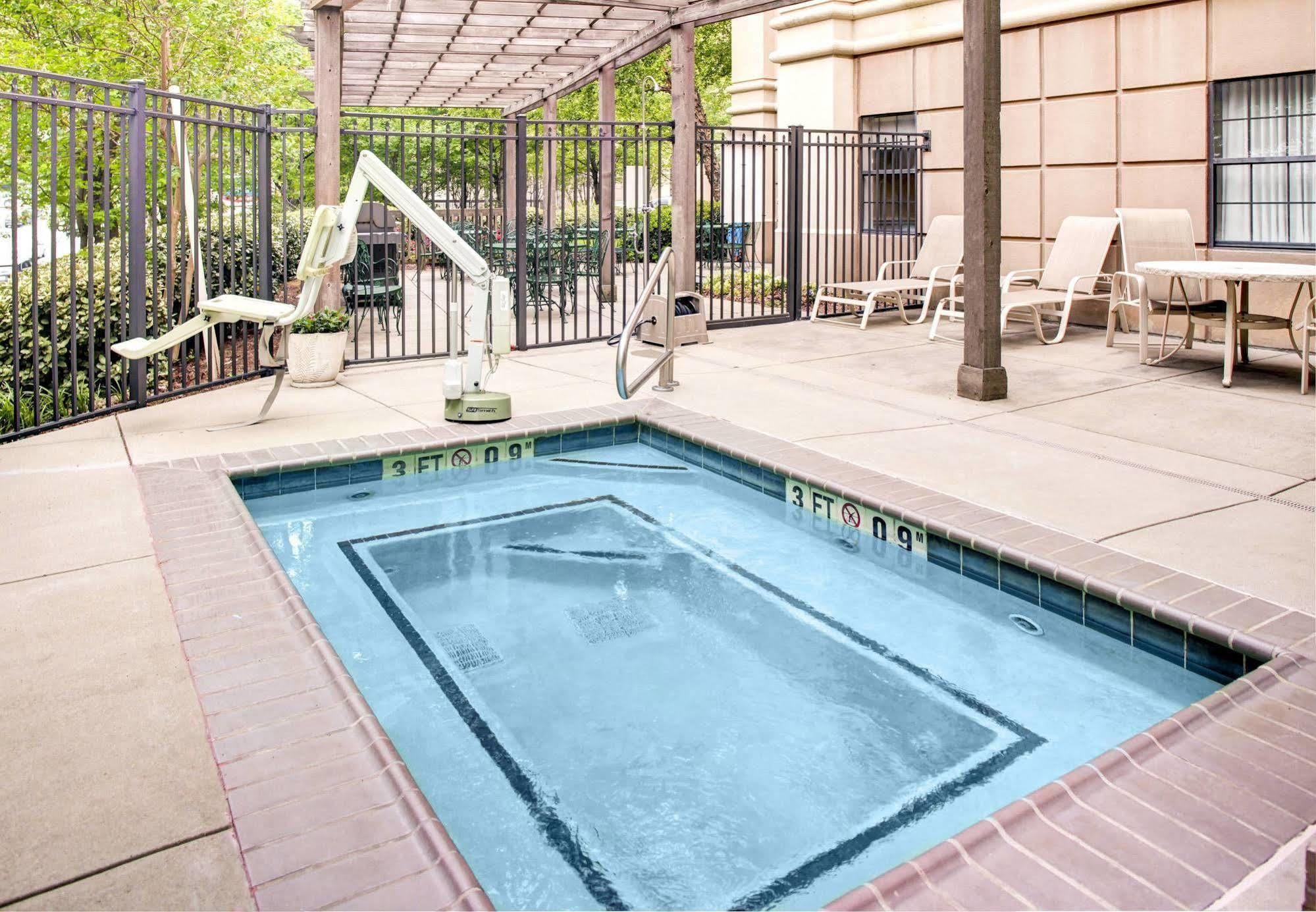 Towneplace Suites Atlanta Buckhead Exterior photo